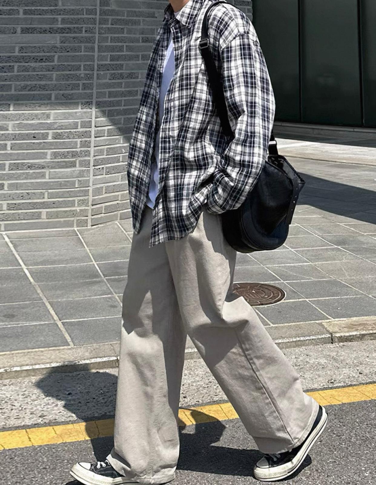 Off White Oversized Jeans